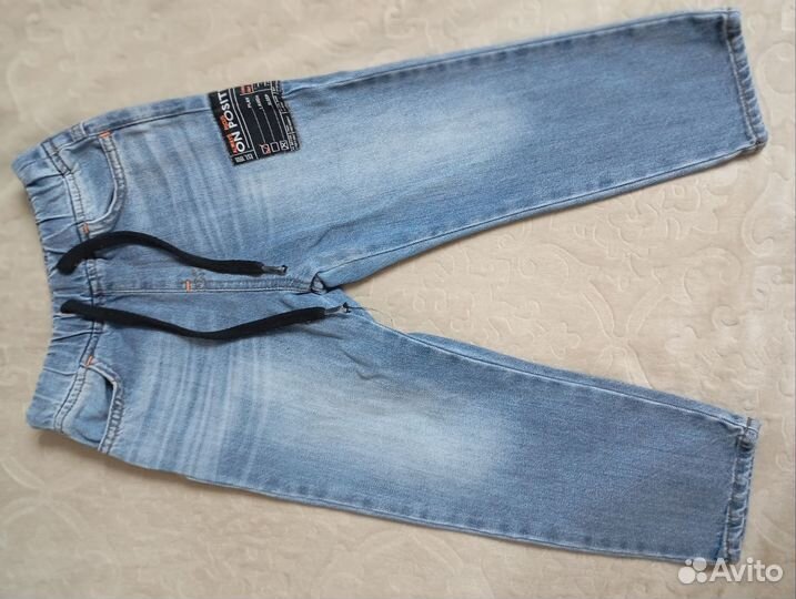 Джинсы