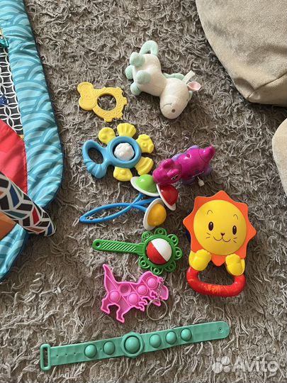 Развивающий коврик bright starts с доп.Игрушками