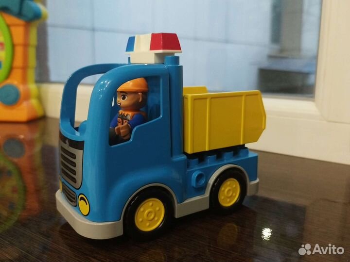Игрушка из Лего дупло (оригинал)