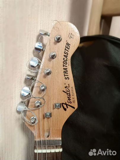 Электрогитара fender stratocaster