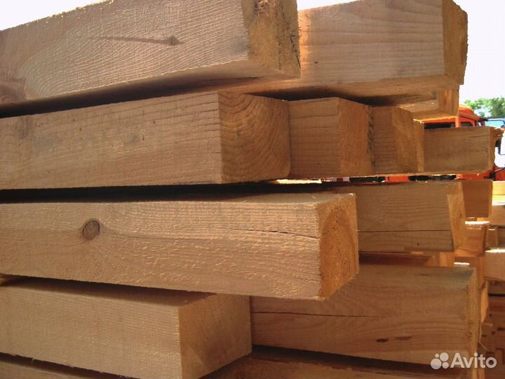 Самостоятельное строительство с брусом из лиственн