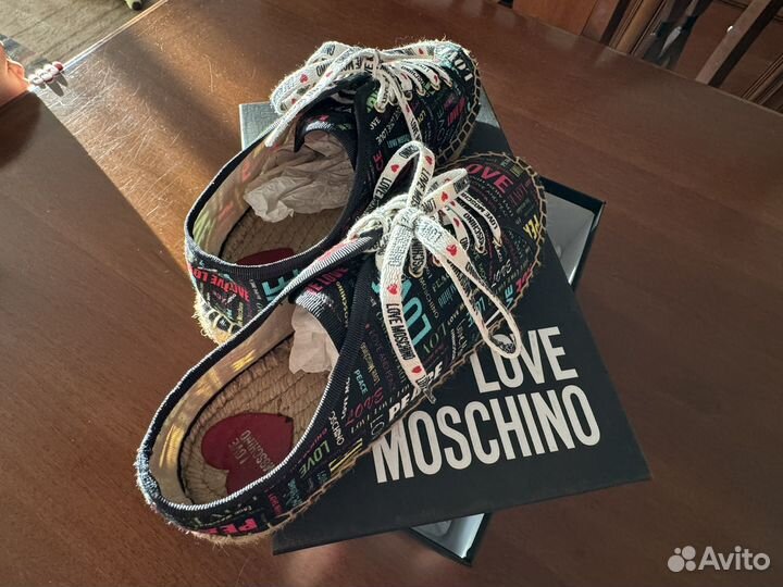 Эспадрильи love moschino