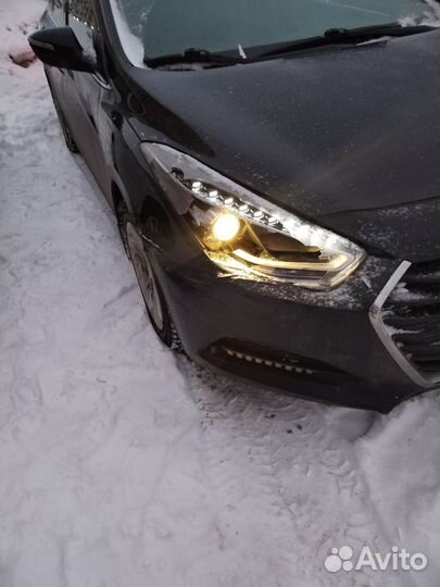 Фара правая хендай ай 40