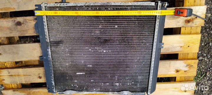 Радиатор охлаждения на Мерседес w124