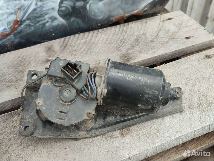 Сузуки Балено моторчик дворников