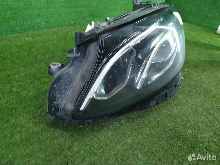 Фара левая Mercedes E W213 (2016-2021) LED (В плен
