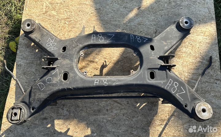 Балка задняя Audi A8 D2