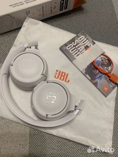 Беспроводные наушники JBL tune 520bt