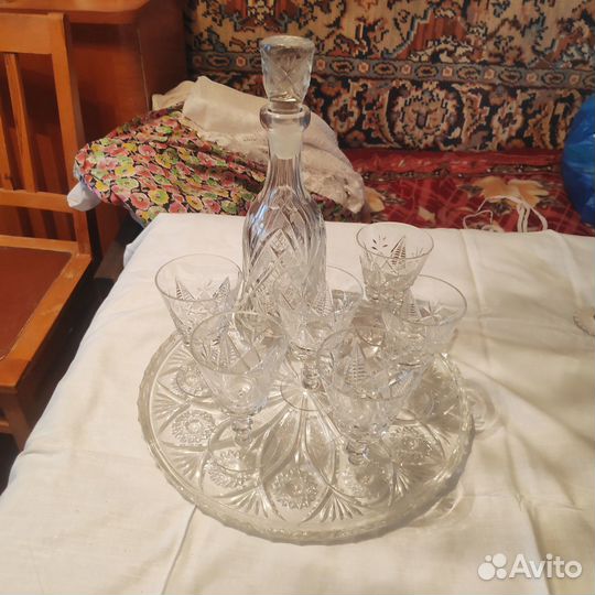 Набор: штоф, рюмки и поднос СССР