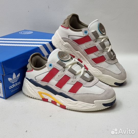 Кроссовки женские adidas