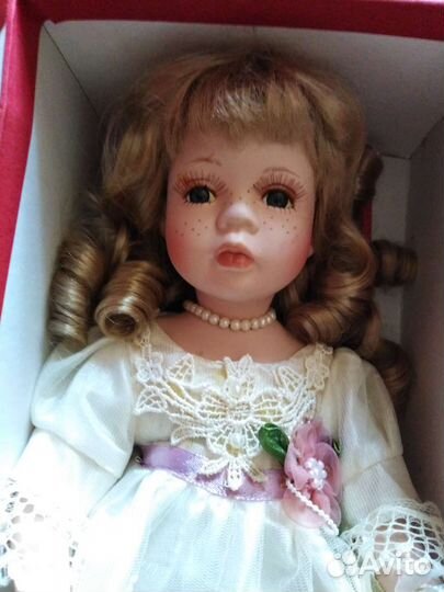 Куклы (фарфоровые)