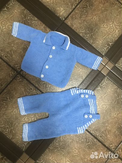 Продаю детские вещи и обувь