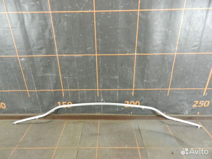 Декоративная накладка бампера-Mercedes-Benz E-W213