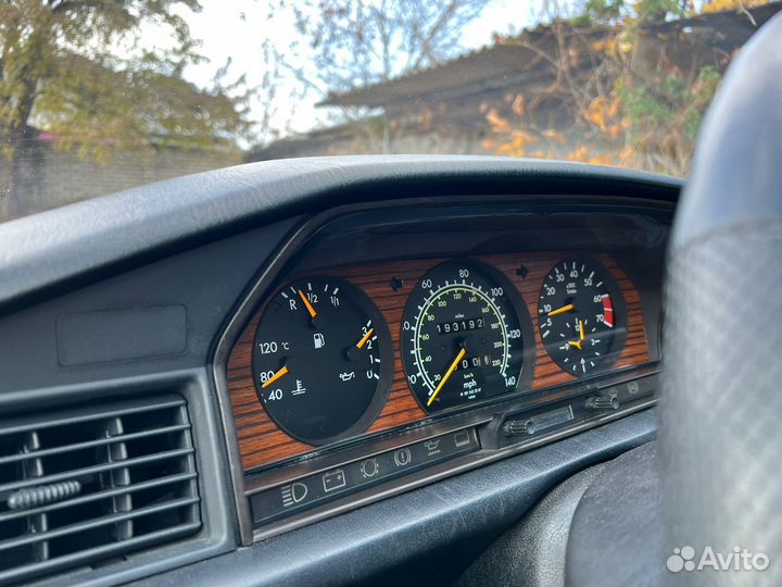 Элементы салона мерседес 190