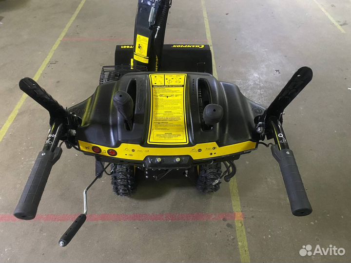 Снегоотбрасыватель