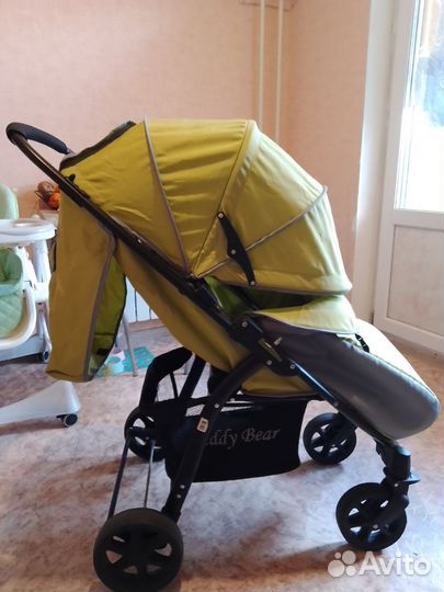 Прогулочная коляска