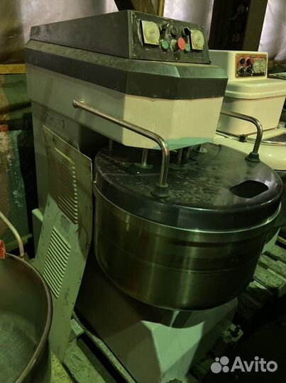 Тестомесы 200 литров