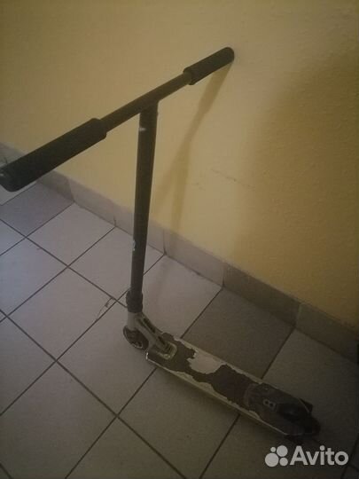 Трюковой самокат tech team excalibur