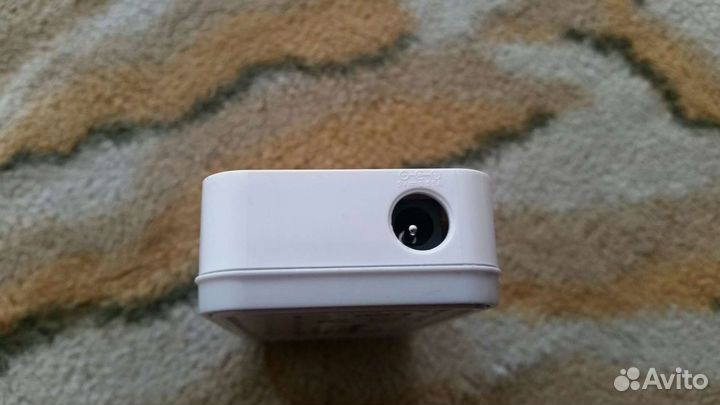 Коммутатор D-Link DES-1005C