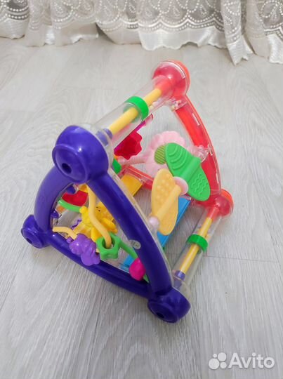 Развивающая игрушка бизиборд