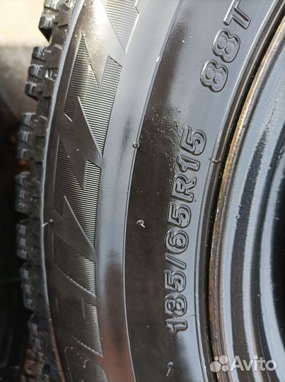 Bridgestone Blizzak Spike-02 185/65 R15