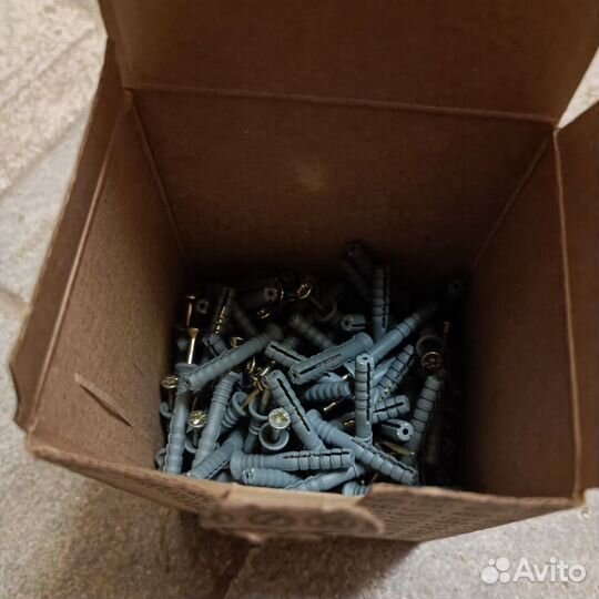 Дюбель гвоздь 6х40
