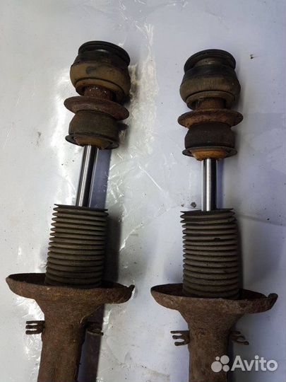 Амортизатор передний Audi A3 8L AKL 1998