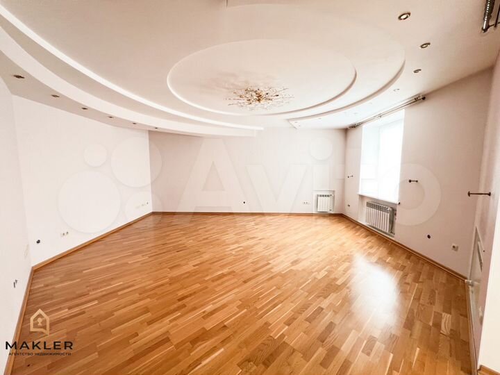 7-к. квартира, 291,8 м², 4/5 эт.