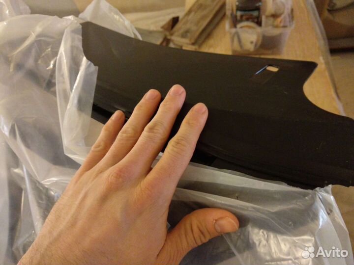 Бампера. передний и задний. Ларгус.новые