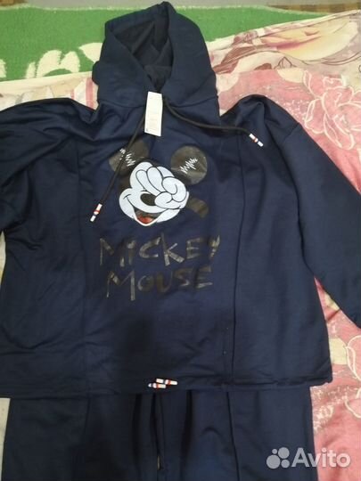 Спортивный костюм женский новый