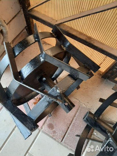 Плуг и грунтозацепы для мотоблока