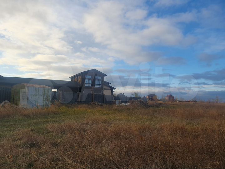 Дом 553 м² на участке 27 сот.