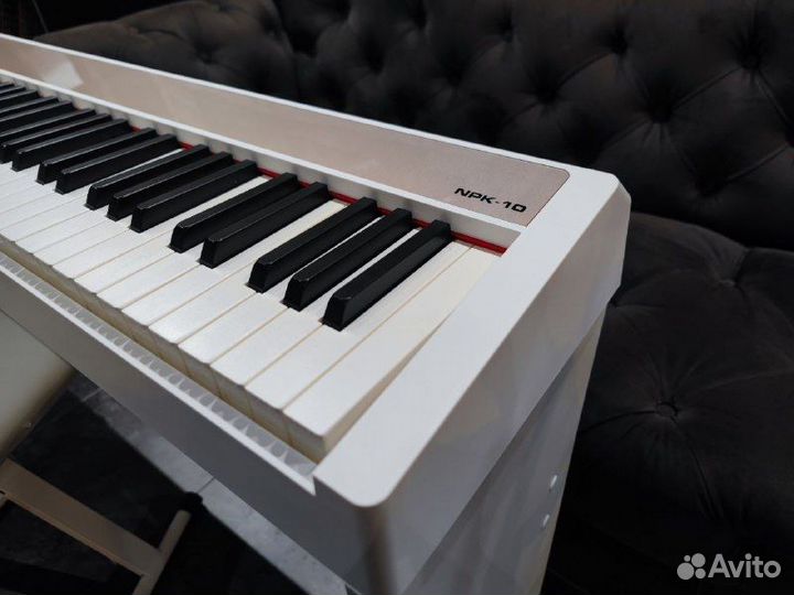 Белое Цифровое Пианино + Аксессуар