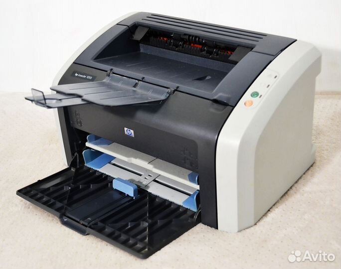Принтер лазерный HP Laserjet 1010 чб + картридж