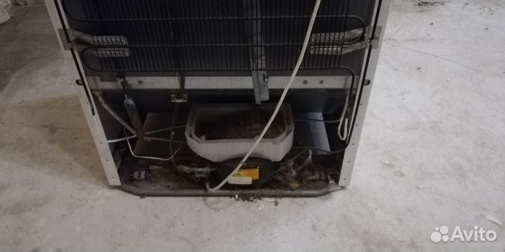 Холодильник на запчасти