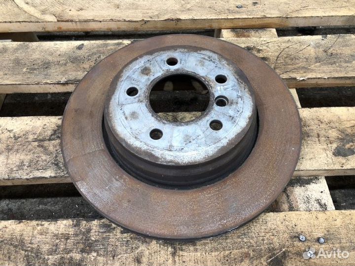 Диск тормозной задний Bmw 5 E60 N52B25 2005