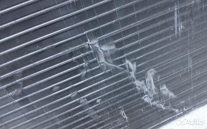 Радиатор охлаждения двигателя Renault Logan 2