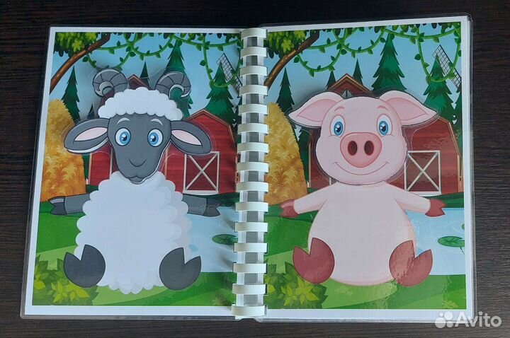 Книжка для малышей на липучках 