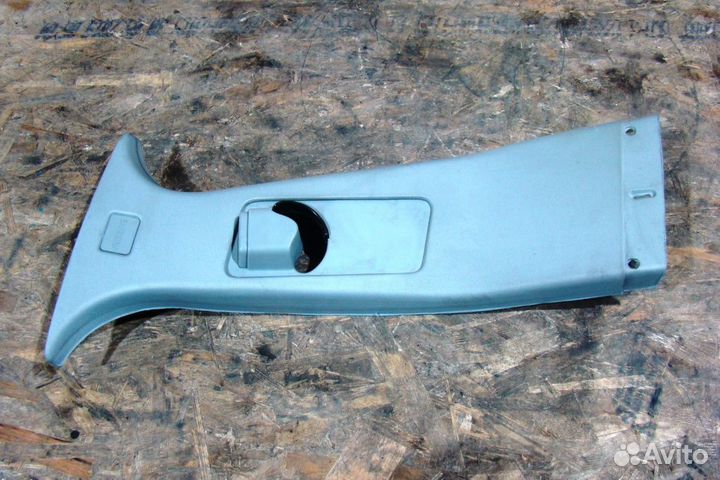 Jaguar XF Обшивка стойки средней левой