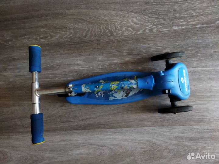 Самокат детский трехколесный