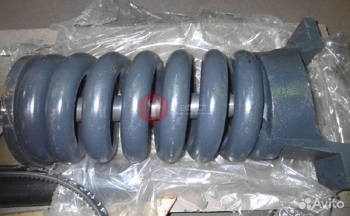 Натяжитель гусеницы Hitachi ZX350LCH-5G9306368