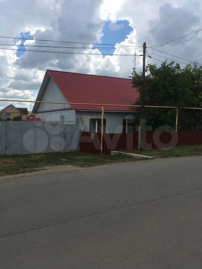 Коттедж 100 м² на участке 14 сот.