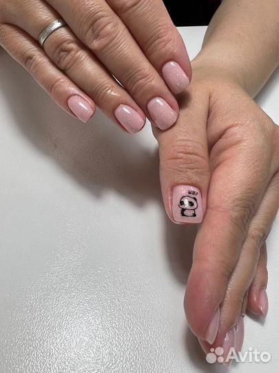 Покрытие ногтей на руках гель-лаком