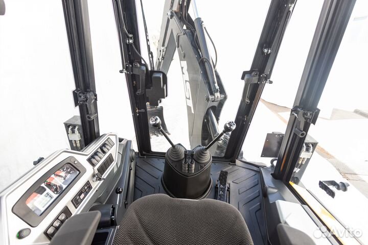 Экскаватор-погрузчик MST M542 S, 2023