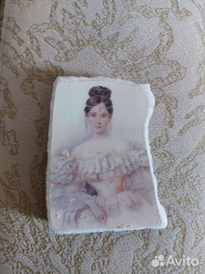 Сувенир на камне -Наталья Гончарова