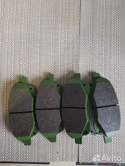 Тормозные колодки toyota avensis 2