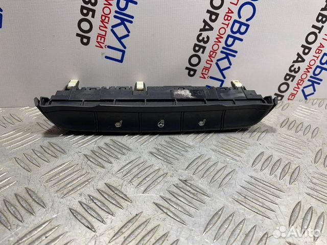 Кнопки обогрева руля и сиденья Santa Fe 4 2020