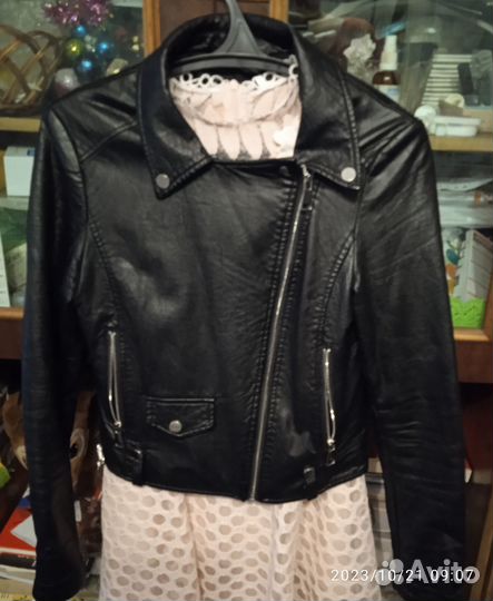 Куртка кожаная женская 46 размер