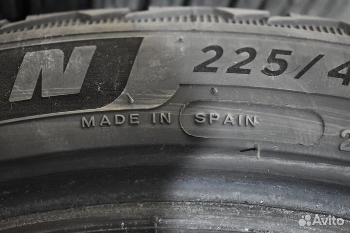Michelin Pilot Alpin 5 225/45 R18