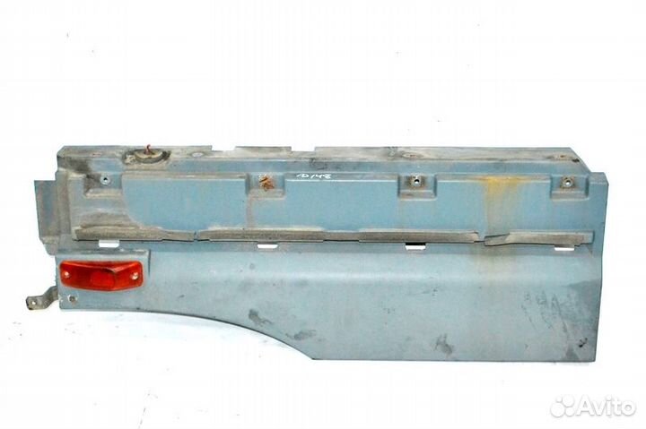 Вставка между кабиной и крылом (локер), задняя лев